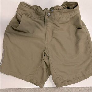Eastern Mountain Sports Tan Cargo Shorts Lightweight Casual